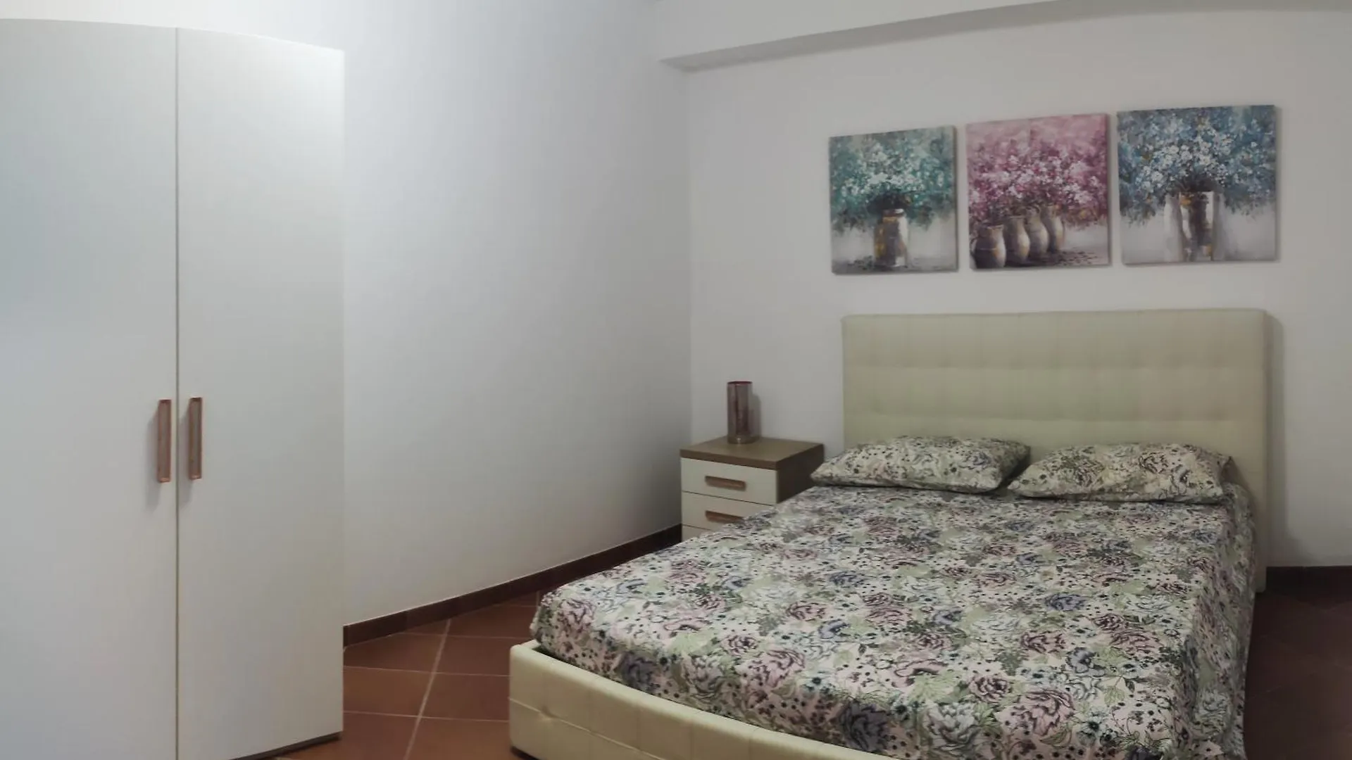 Room In Avola İtalya