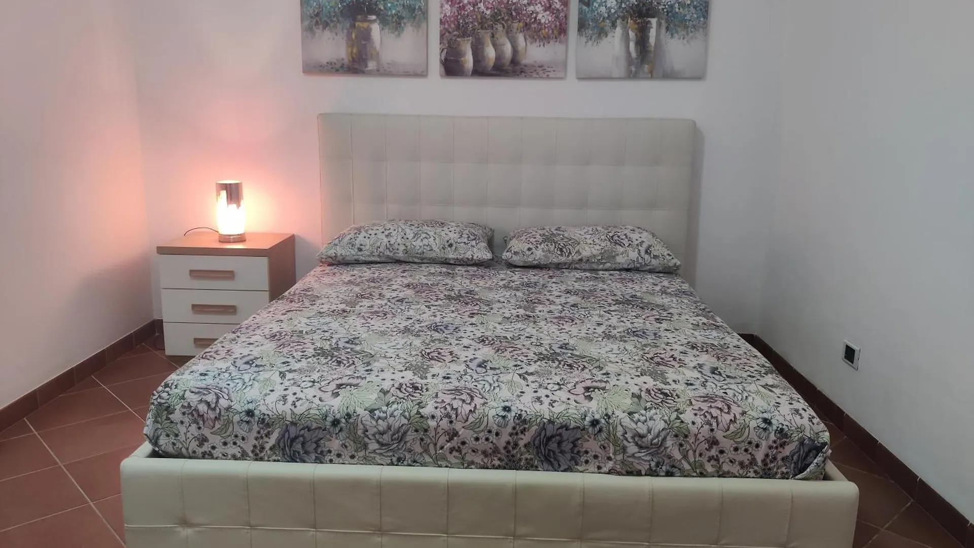 Room In Avola Pansiyon